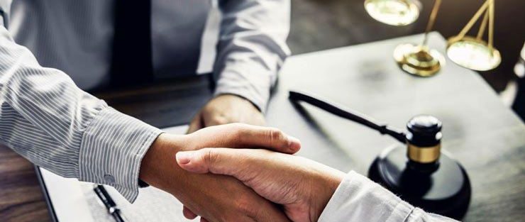 وکیل تجاری و شرکت‌ ها در تبریز چهارراه هفده شهریور